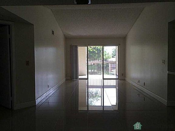 4th image of 9811 Westview Dr APT 925