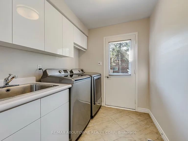 1124 Notley Cres — Photo 27