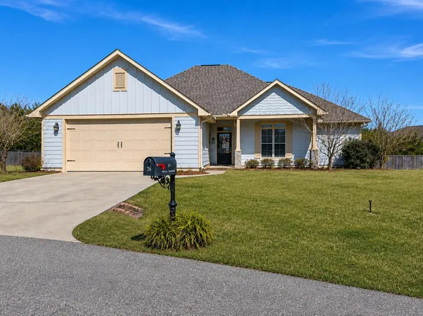 26 W Sycamore, Sumrall, MS 39482