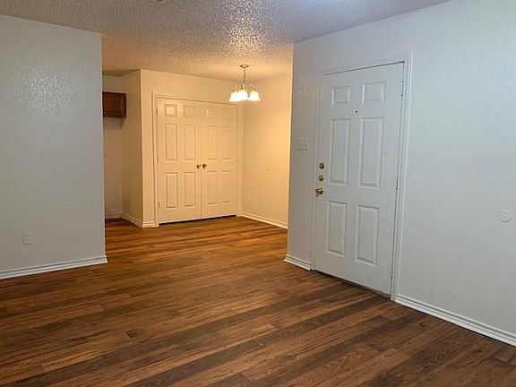2nd image of 11917 Clovite Ct