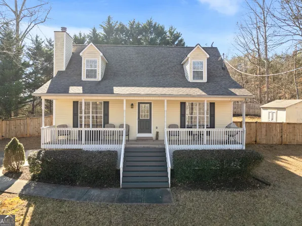 6720 Honeysuckle Ln, Gainesville, GA 30506