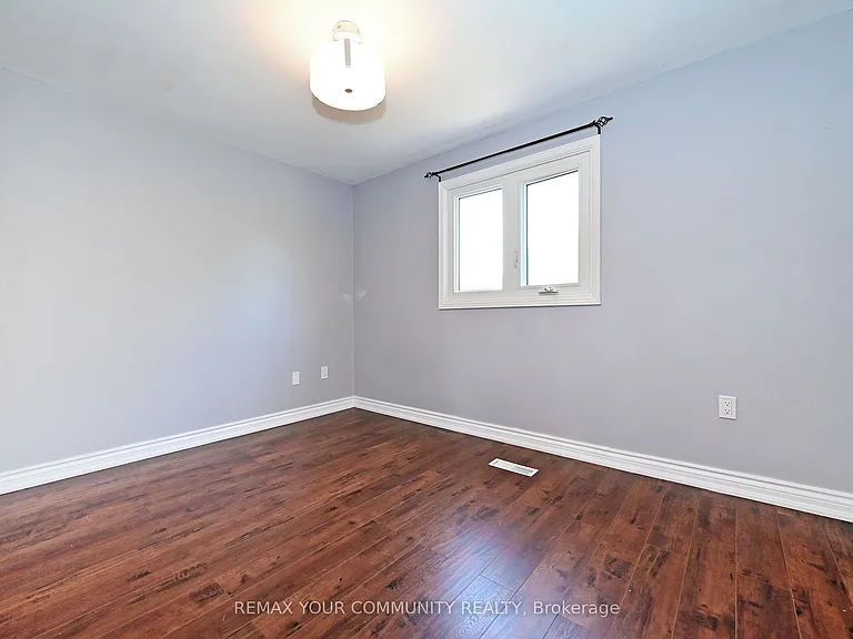 35 Dakin Dr — Photo 37