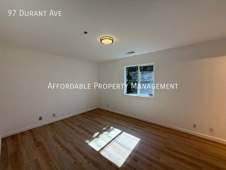 97 Durant Ave — Photo 9