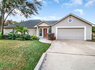203 N Willow St, Tomball, TX 77375