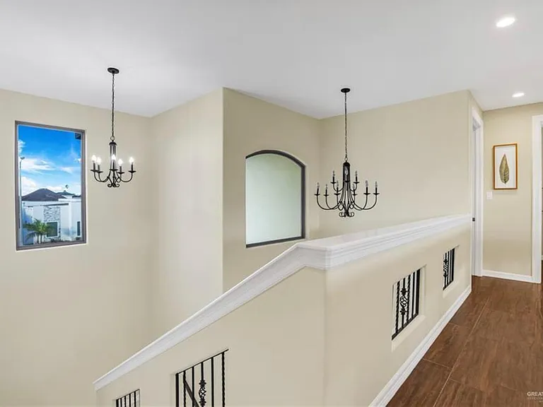 2502 Elbrus Ave — Photo 14