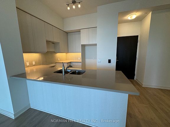 5th image of 4955 Yonge St #Penthouse 502