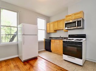 152 Hopkins Ave #2, Jersey City, NJ 07306