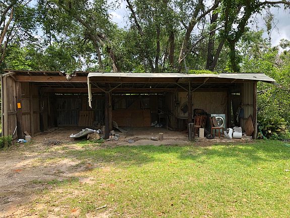 5th image of 7976 Johns Dr