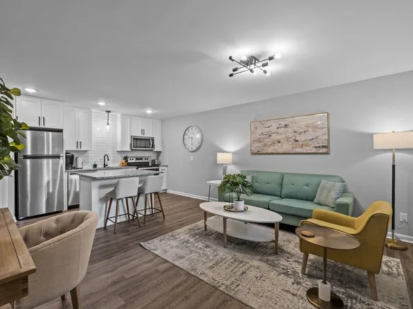 130 S Estes Dr APT F3, Chapel Hill, NC 27514