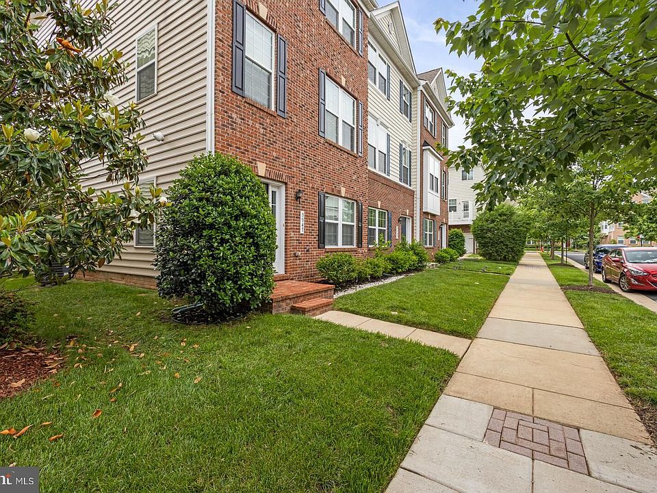 9947 Fendall St, Manassas, VA 20110 | Zillow