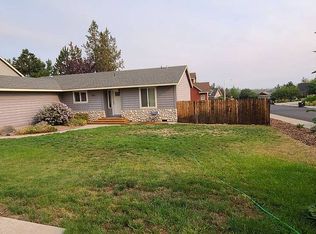 2135 SW Obsidian Ave, Redmond, OR 97756