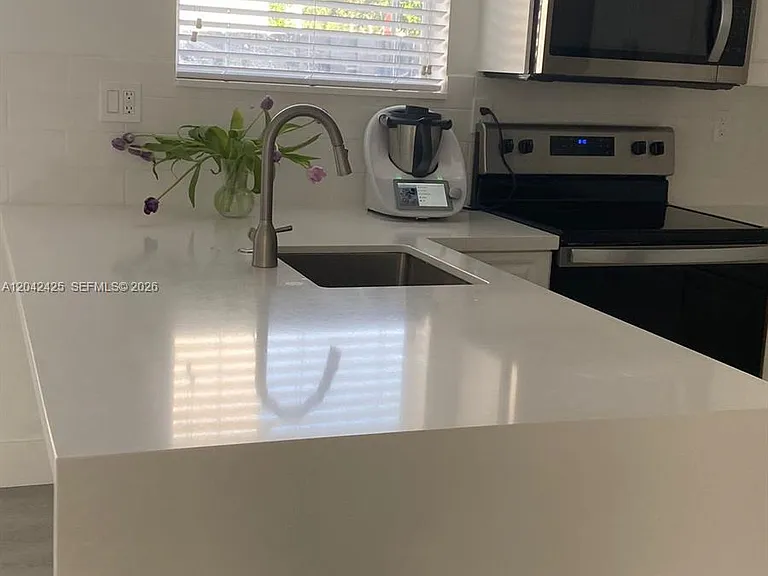 5245 NW 112th Ave #8 — Photo 5