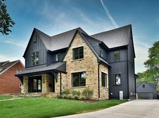 708 S Grant St, Hinsdale, IL 60521