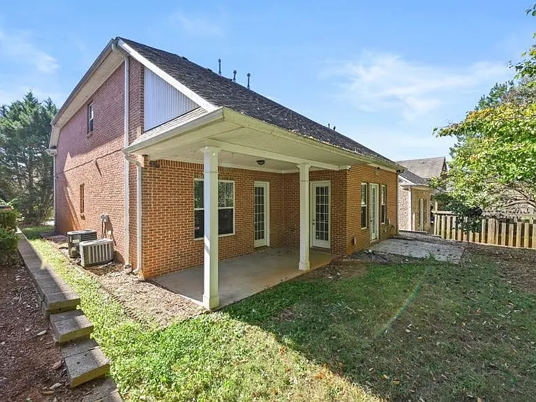 1151 Gateview Dr — Photo 14