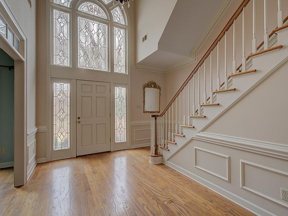 2nd image of 9481 Dogwood Estates Dr