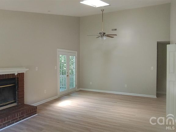 2nd image of 5830 Stone Bluff Ct