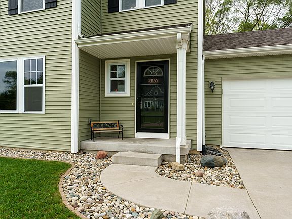 2nd image of 486 Oakvale Ct