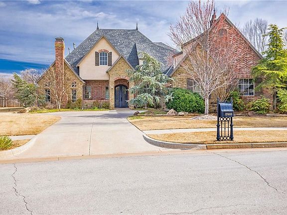 2nd image of 12600 Saint Lukes Ln