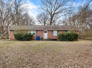 305 Nottingham Pl, Clarksville, TN 37042