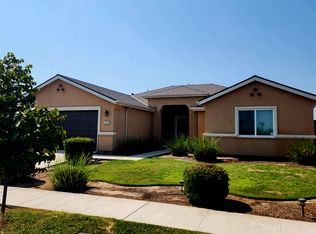 2355 Vineyard Ct, Hanford, CA