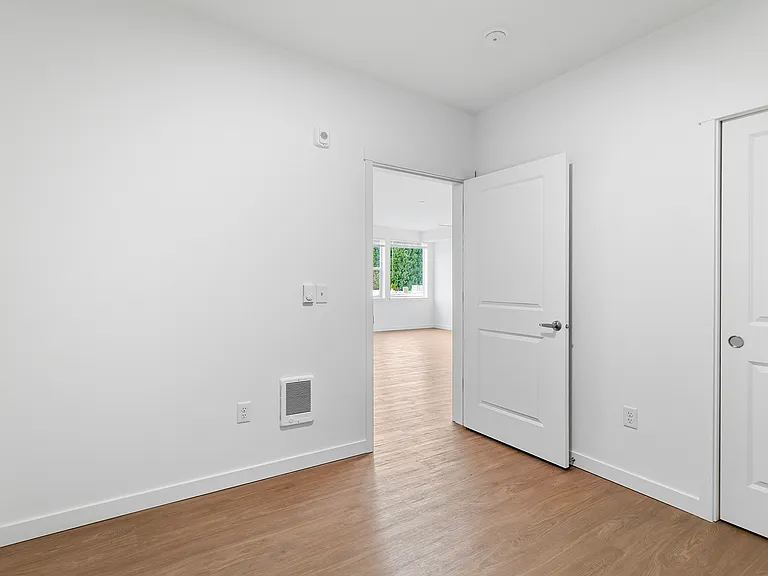 NW 99 Apartments — Photo 39