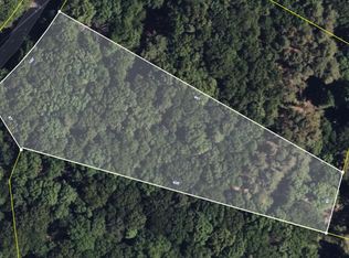 Winterberry Dr, Milford, PA 18337