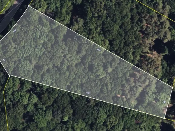 Winterberry Dr, Milford, PA 18337