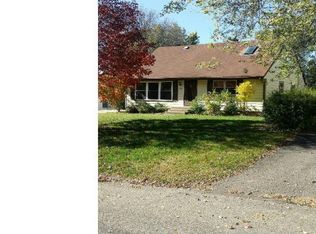2797 2nd St N, North St Paul, MN 55109