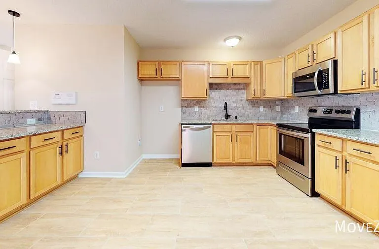 312 Arbor Greene Dr — Photo 14