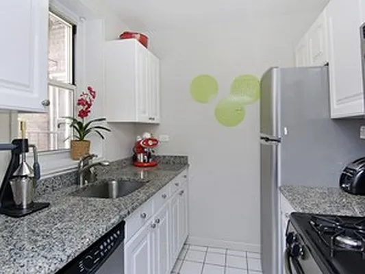 Sold by Corcoran | media 13