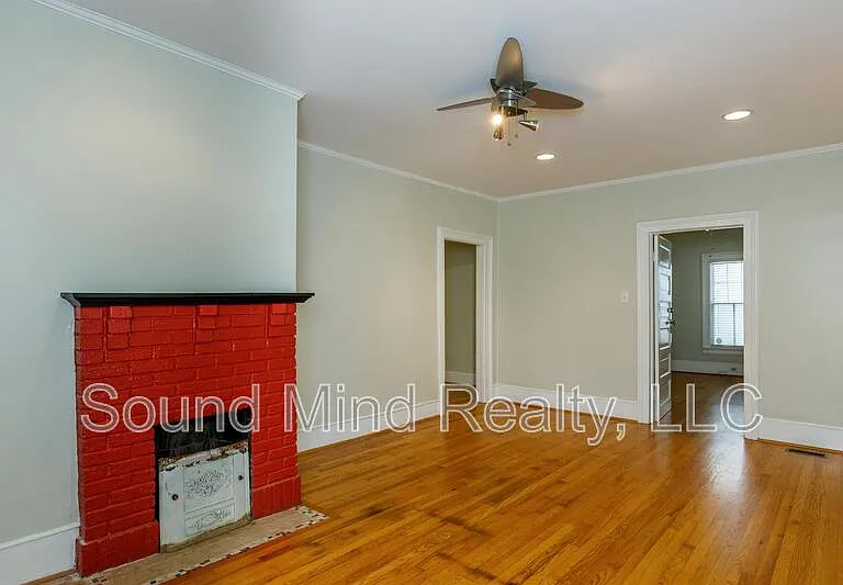 1514 Fairview Rd — Photo 7