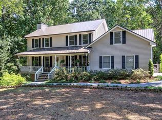 338 E Valley Rd NE, Rydal, GA 30171