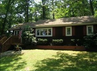 5 Muchivo Trl, Andover, NJ 07821