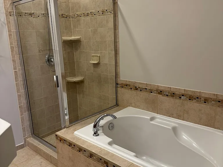 20240 Macglashan Ter #2203 — Photo 30