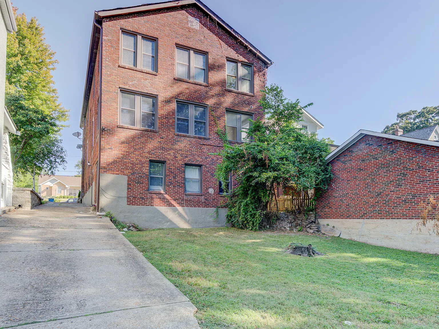 7108 Dale Avenue - C — Photo 2