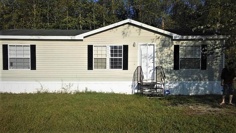 1st image of 902 Pleasantdale Cir