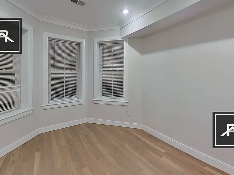 49 Englewood Ave #3 — Photo 6