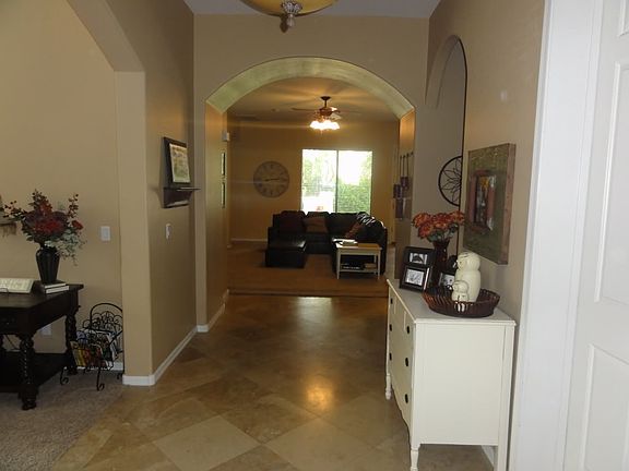 4th image of 976 E Benrich Dr