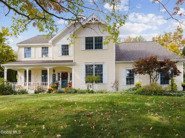 7 Rockrose Way, Malta, NY 12020