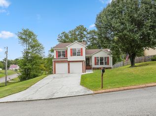 226 Crestwood Dr, Ringgold, GA 30736