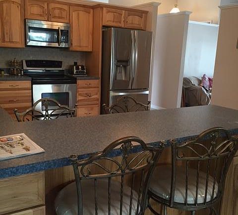 3rd image of 899 Jamestown Dr
