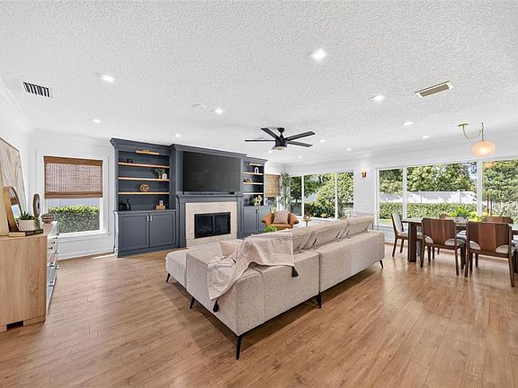 4th image of 623 WOODLEY ROAD