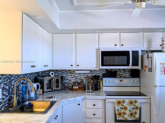 2nd image of 130 NE 26th Ave #4010