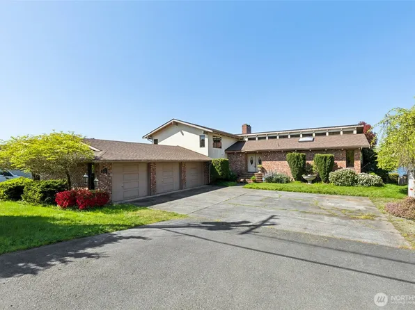 1210 E Lakeshore Drive, Lake Stevens, WA 98258