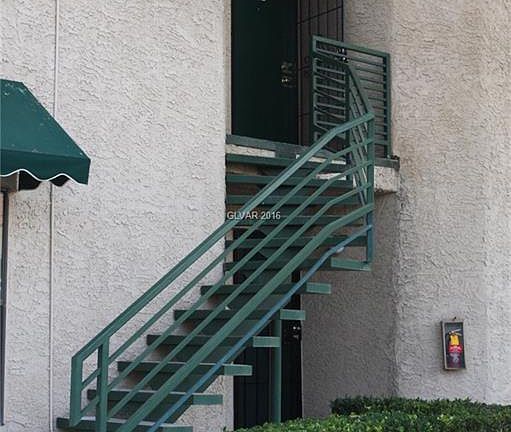 4th image of 530 Elm Dr Unit 202