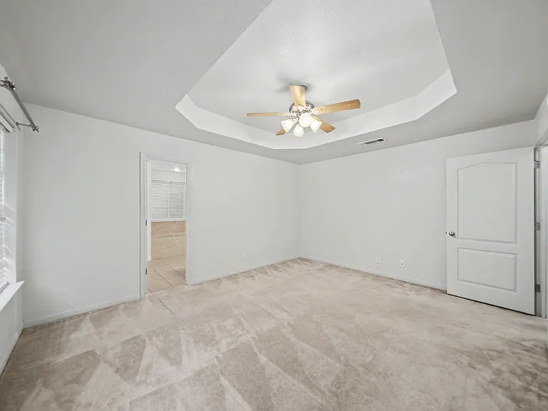 2806 Hydrangea Ave — Photo 11