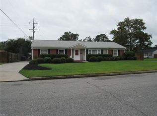 4400 Ben Franklin Ln, Virginia Beach, VA 23462