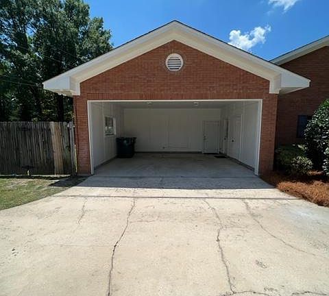 2nd image of 2700 Idevan Ln