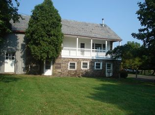 7102 Sladek Rd, New Hope, PA 18938