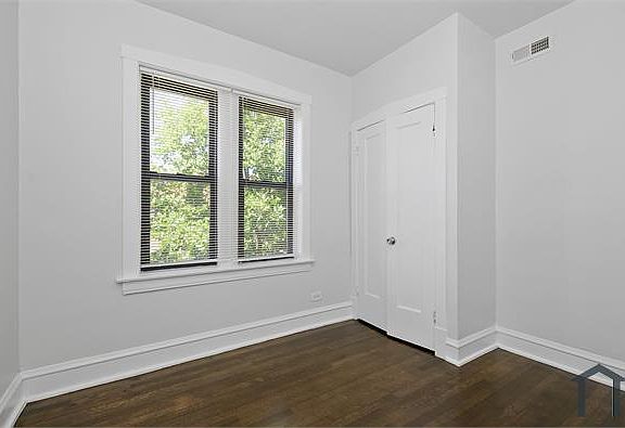 4th image of 6600 S Maplewood Ave #1